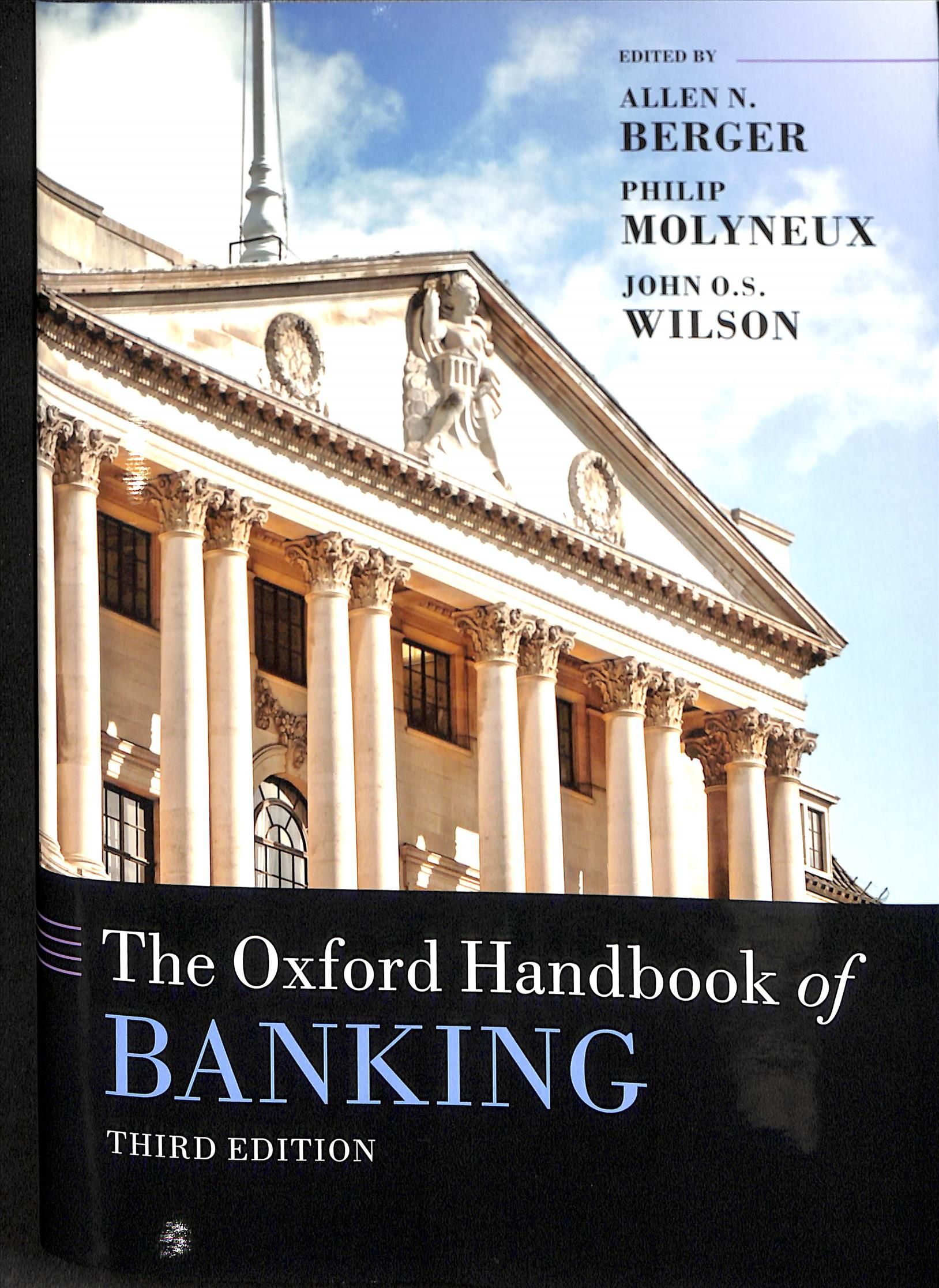 The Oxford Handbook of Banking 9780198824633 (Hardback)