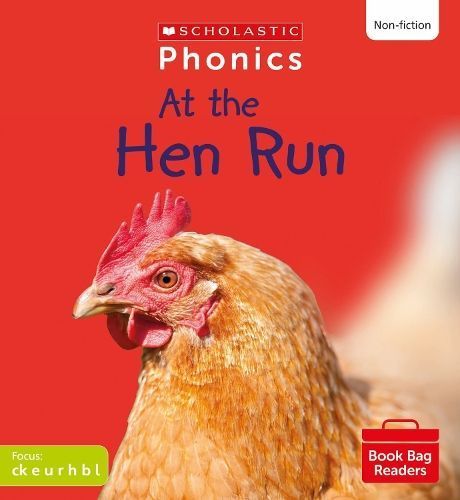 At the Hen Run By Alice Hemming 9780702320750 (Paperback)