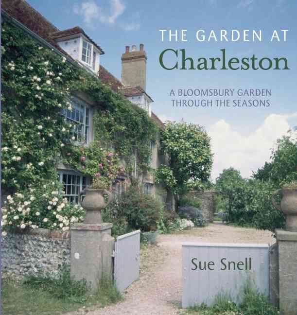 The The Garden at Charleston By Sue Snell 9780711231122 (Hardback)