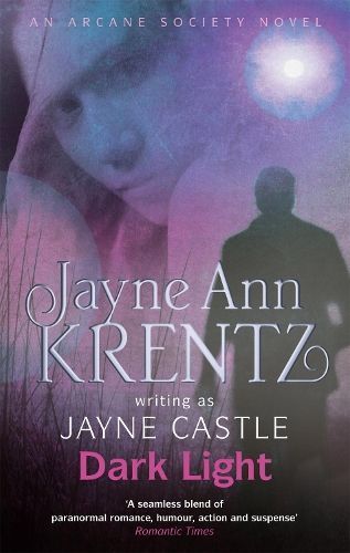 Dark Light By Castle, Jayne 9780749952327 (Paperback)