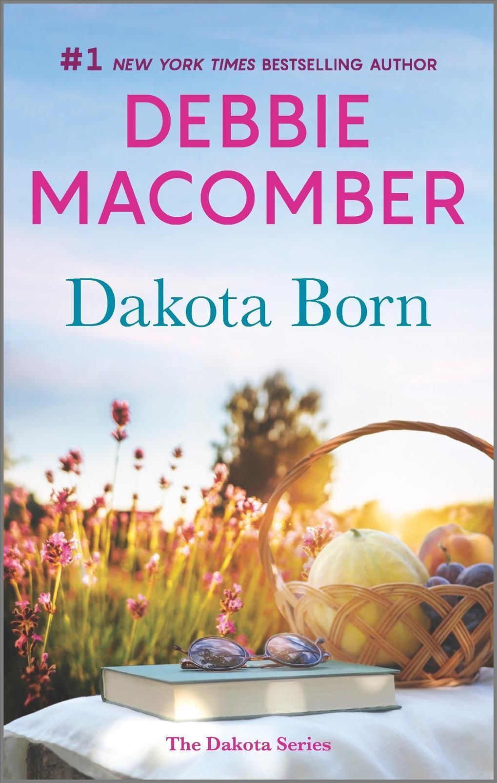 Dakota Born By Debbie Macomber 9780778333951 (Paperback)