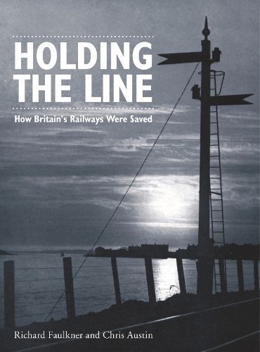 Holding the Line By Chris Austin 9780860936763 (Paperback)