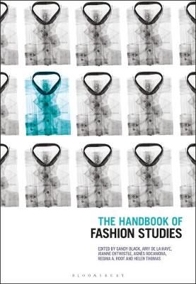 The Handbook of Fashion Studies 9781350227606 (Paperback)
