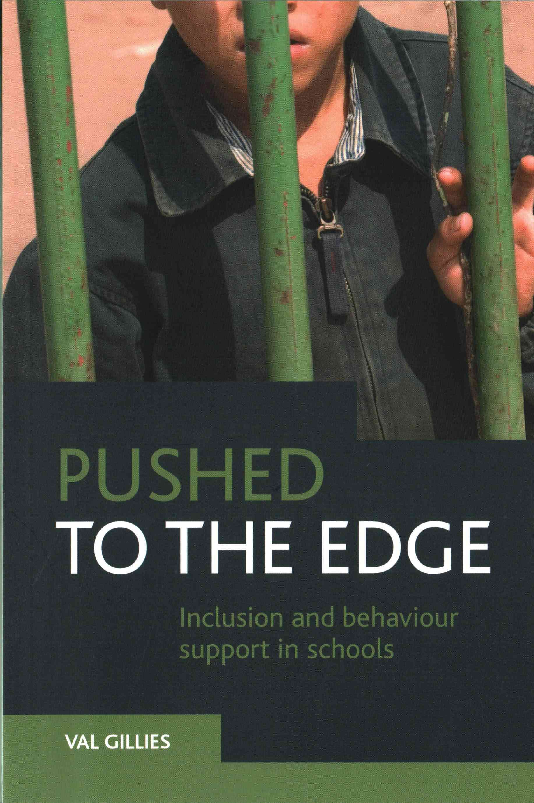 Pushed to the Edge By Val Gillies 9781447317470 (Paperback)
