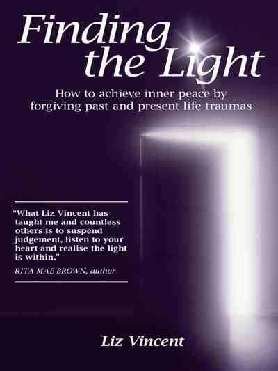 Finding the Light By Liz Vincent 9781452545172 (Paperback)