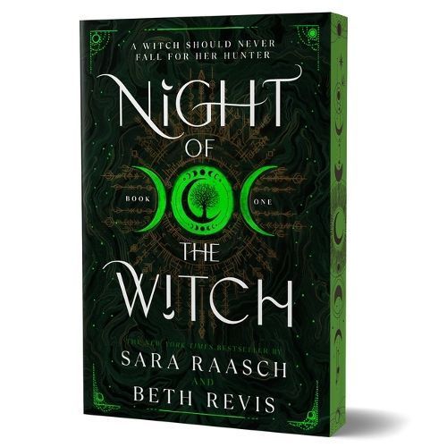 Night of the Witch By Sara Raasch, Beth Revis 9781464221057