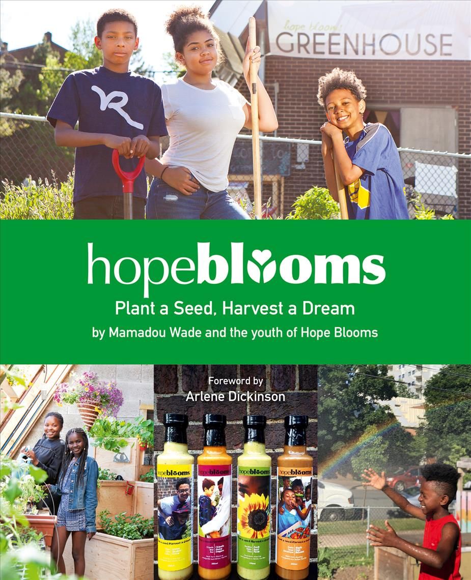 Hope Blooms By Hope Blooms (author), Arlene Dickinson (foreword)