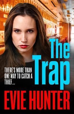 The Trap By Hunter, Evie 9781802802528 (Paperback)