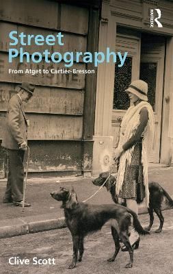 Street Photography By Clive Scott 9781845112233 (Paperback)