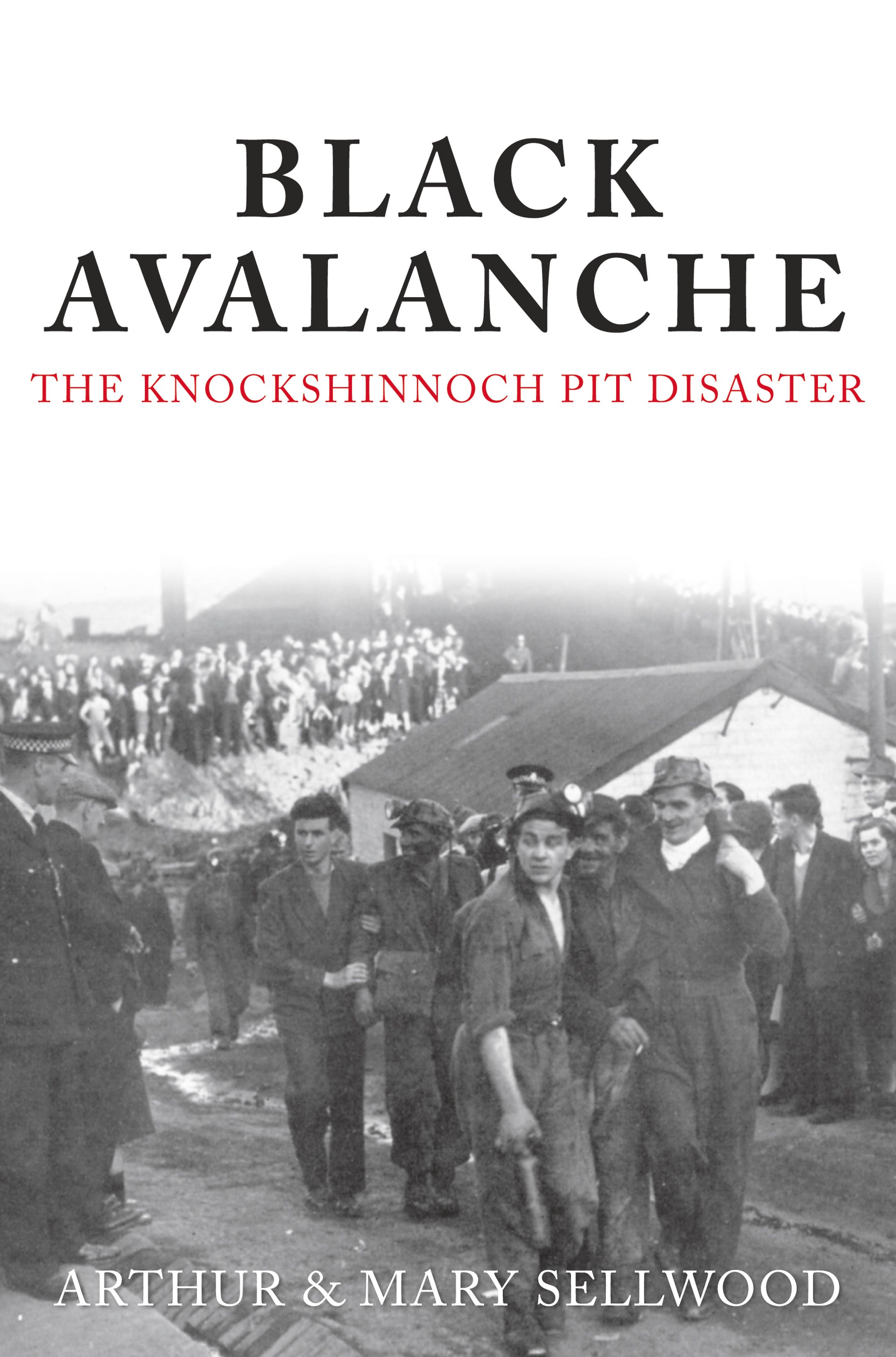 Black Avalanche By Arthur V. Sellwood 9781848682450 (Paperback)