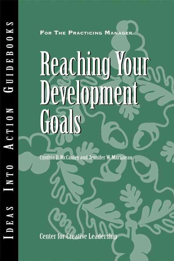 Reaching Development Goals By A 9781882197378 (Paperback)