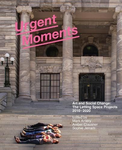 Urgent Moments 9781991016461 (Paperback)