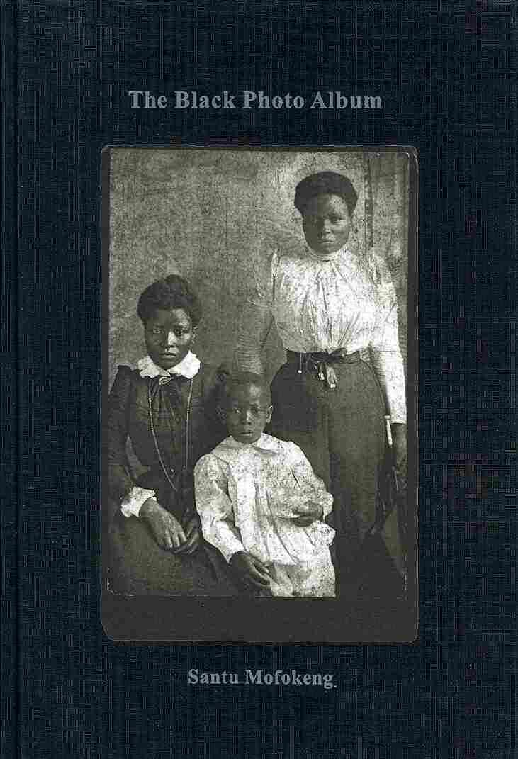 The Black Photo Album/look at Me, 1890-1950 9783869303109 (Hardback)